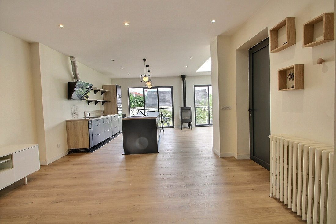 Villa in Centre, Nanterre, France 4 - 18710855