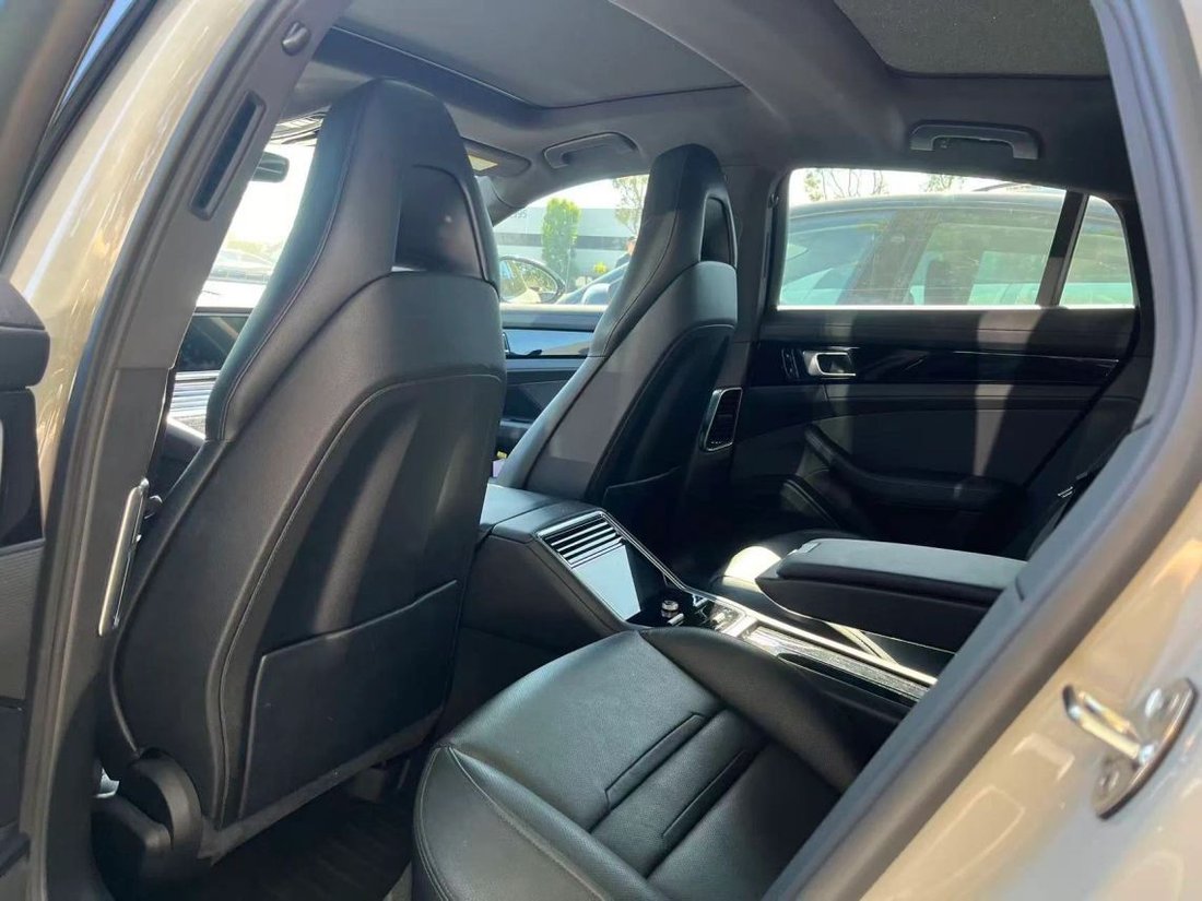 Sedan in Costa Mesa, CA, United States 4 - 18709502