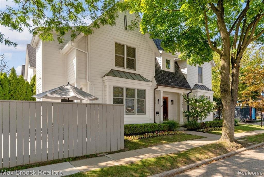 House in Birmingham, Michigan, United States 3 - 18700646