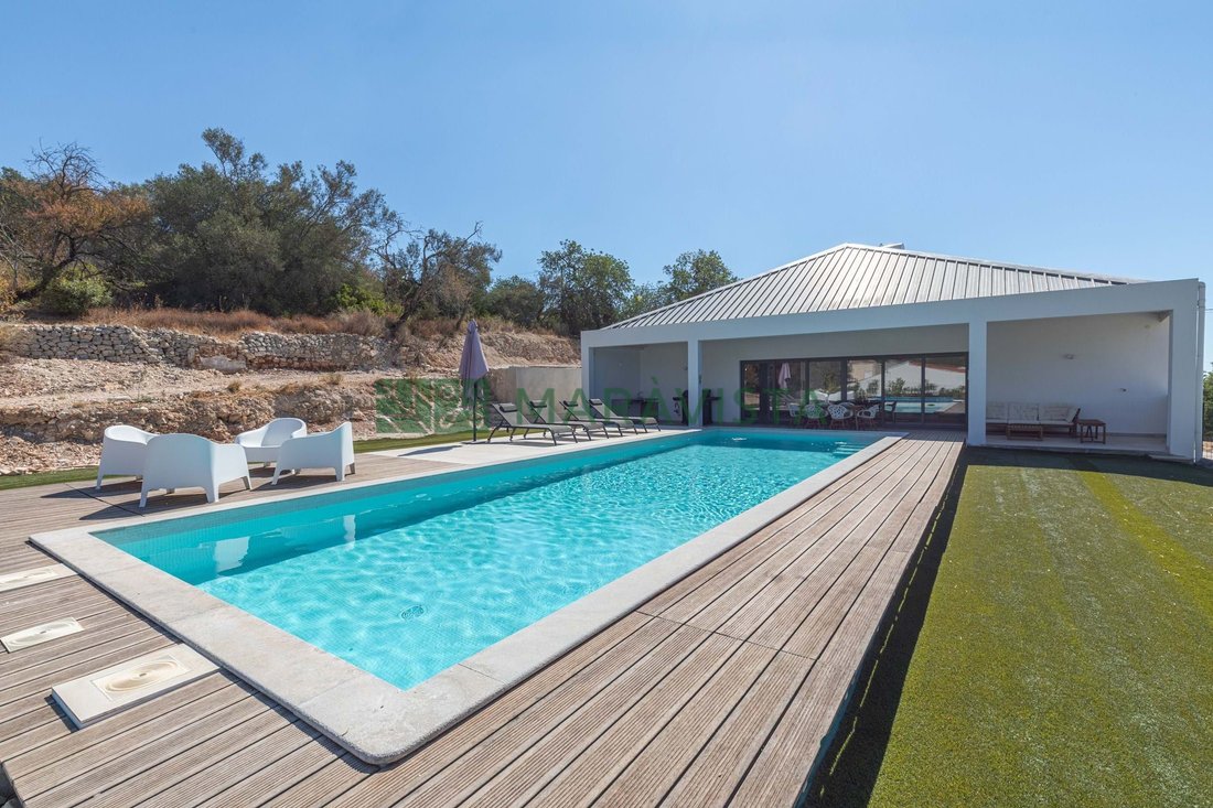 Villa in Loule (Sao Sebastiao), Algarve, Portugal 1 - 18707291