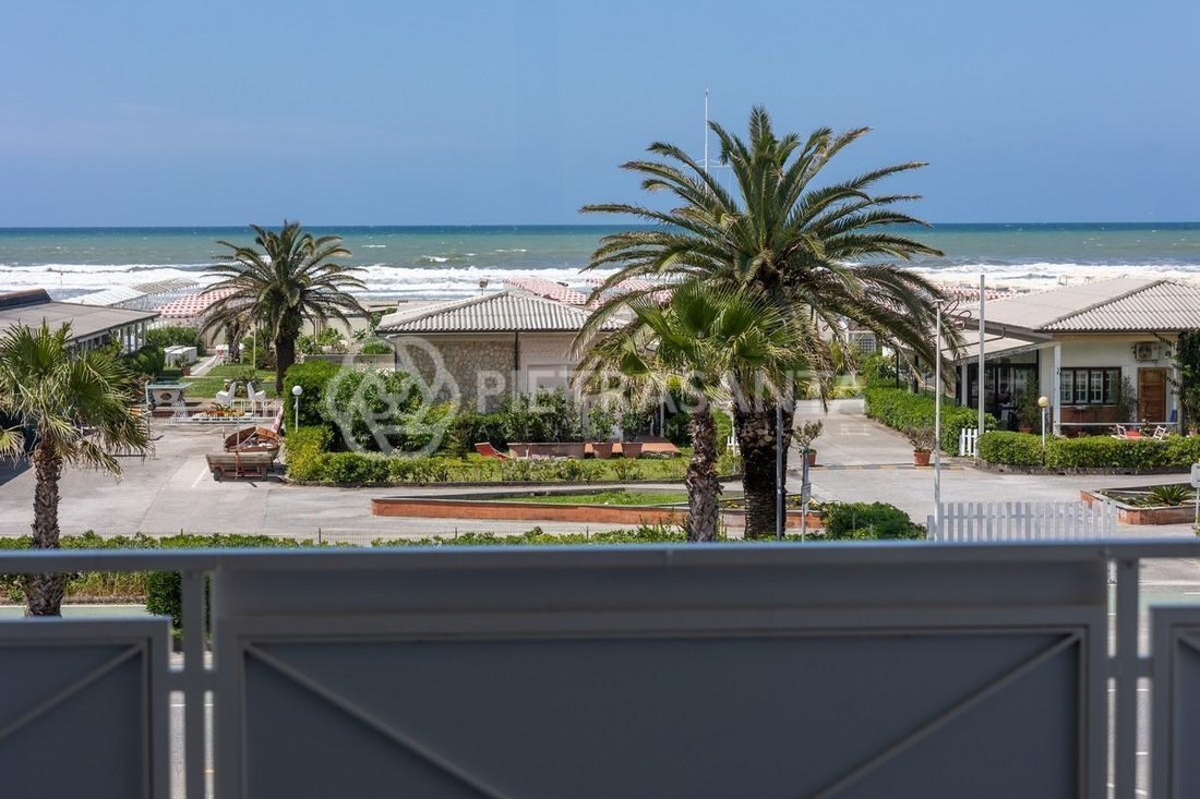 Appartamento a Pietrasanta, Toscana, Italia 1 - 18706945