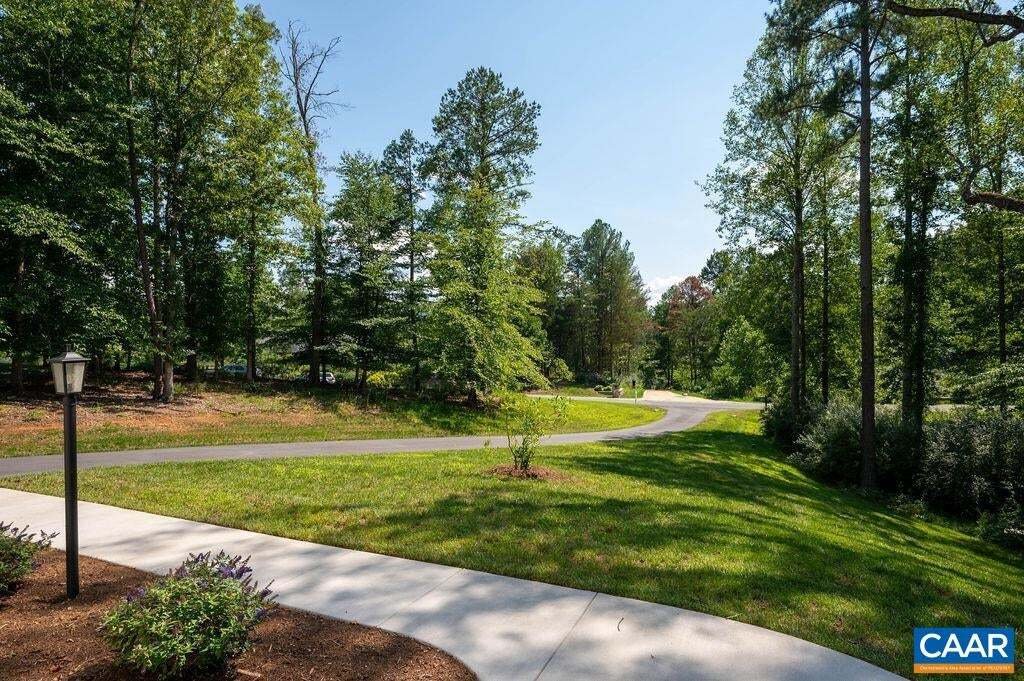 House in Charlottesville, Virginia, United States 3 - 18705853