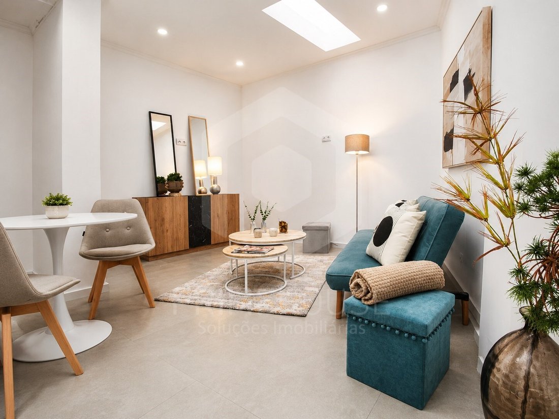 Apartment in Sao Domingos de Benfica, Lisbon, Portugal 1 - 18707358