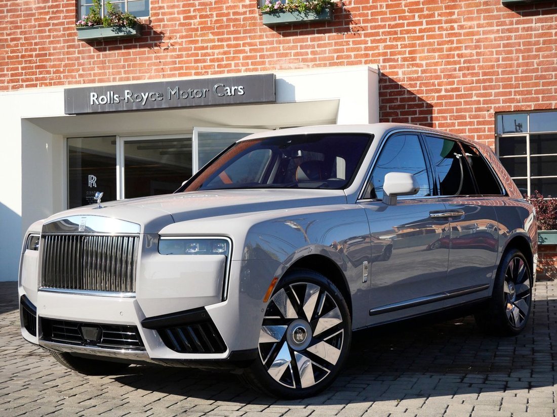 Suv in Beverly Hills, CA, United States 1 - 18709254