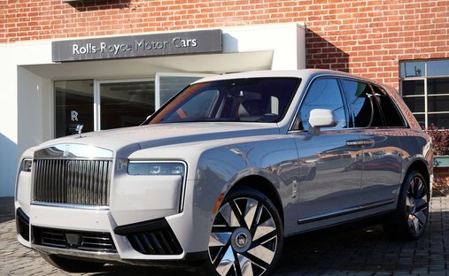 2025 Rolls-Royce Cullinan Base in Beverly hills, CA, United States 1