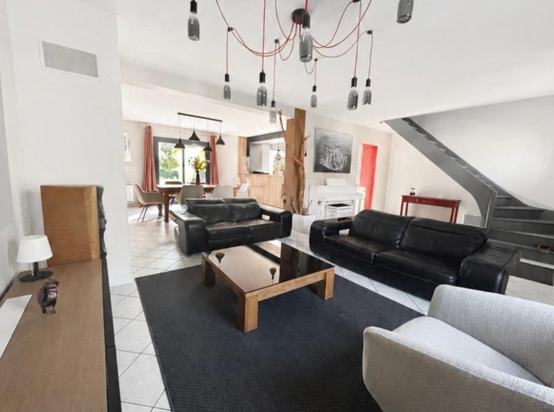 House in Gambais, Ile-de-France, France 2 - 18711754