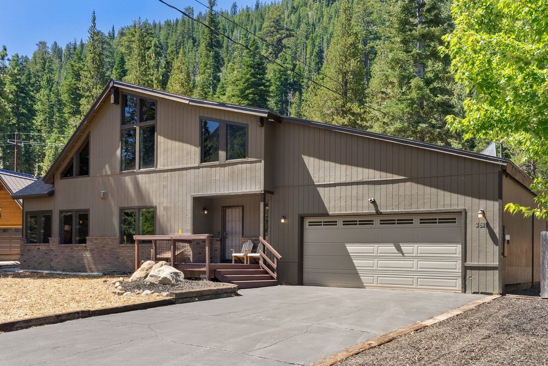 House in South Lake Tahoe, California, United States 1 - 18704634