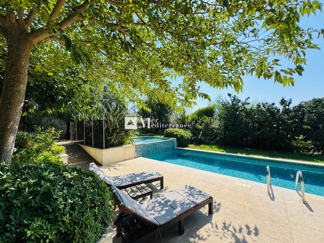 House in La Croix-Valmer, Provence-Alpes-Côte d'Azur, France 2 - 18706535