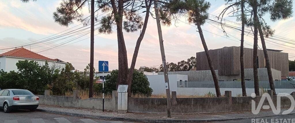 Land in Charneca de Caparica e Sobreda, Setubal, Portugal 1 - 18709394
