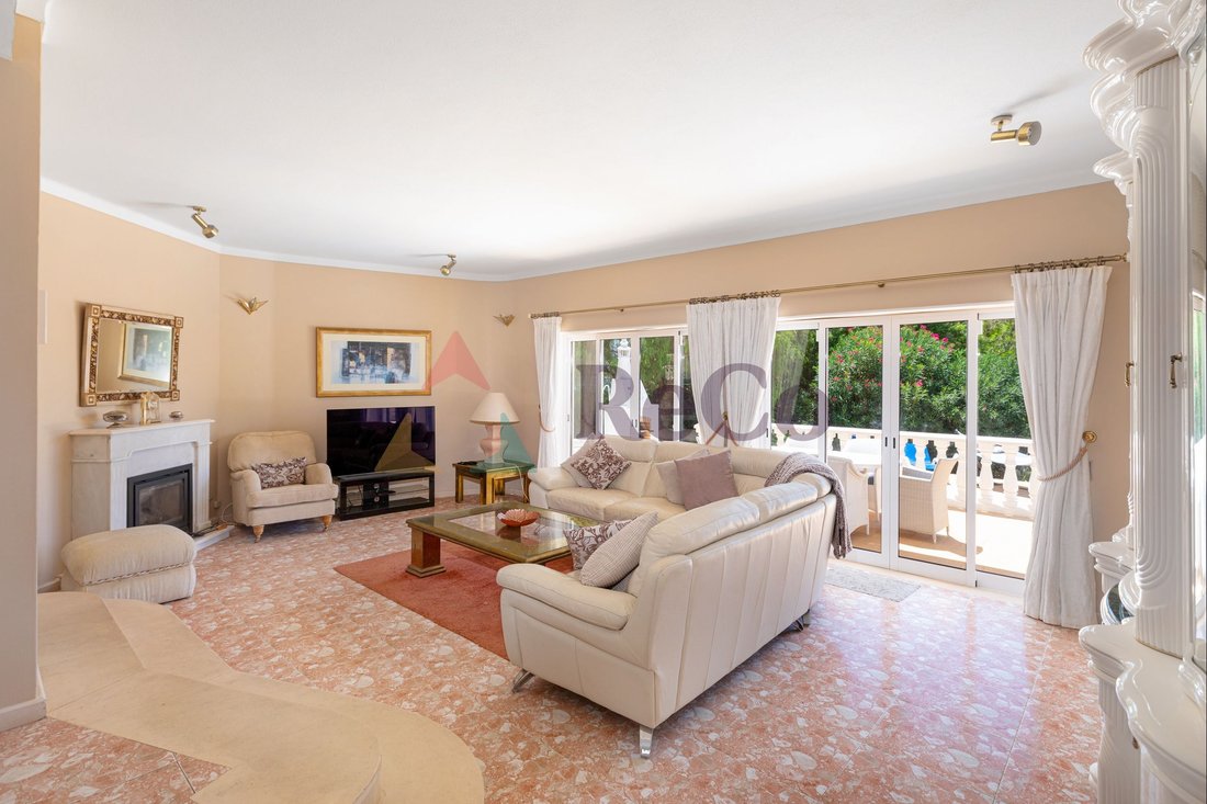 Villa in Quarteira, Algarve, Portugal 5 - 18704296