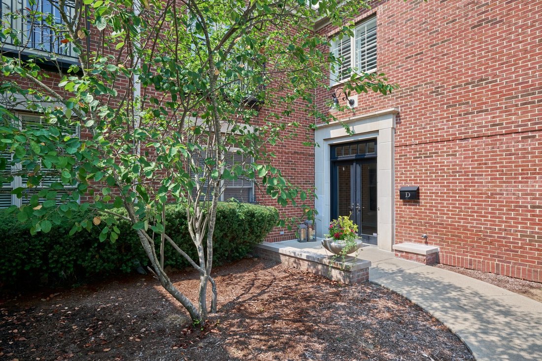 Condo in Indianapolis, Indiana, United States 2 - 18708939