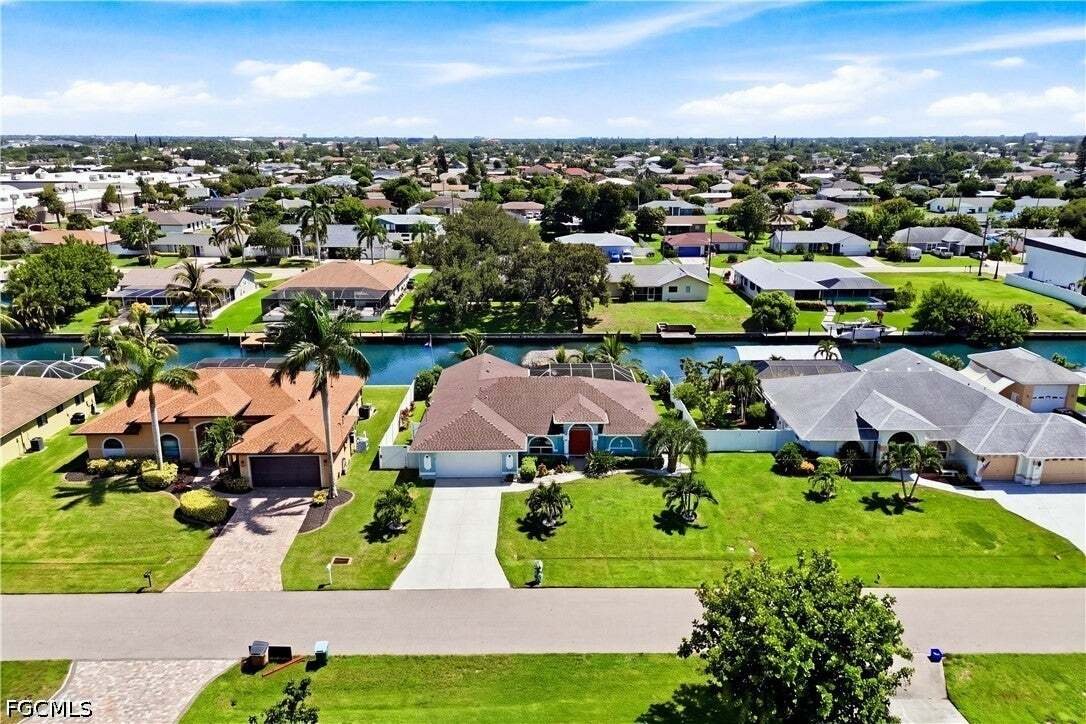 House in Cape Coral, Florida, United States 3 - 18708463