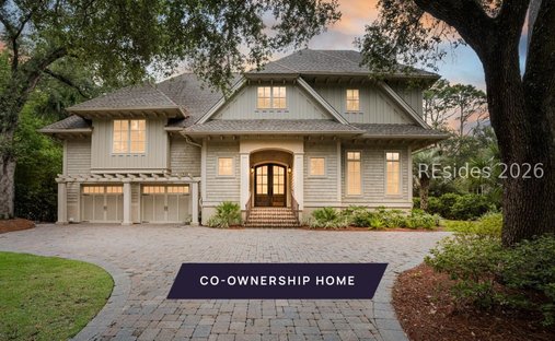 Co Op in Hilton Head Island, South Carolina, United States 1