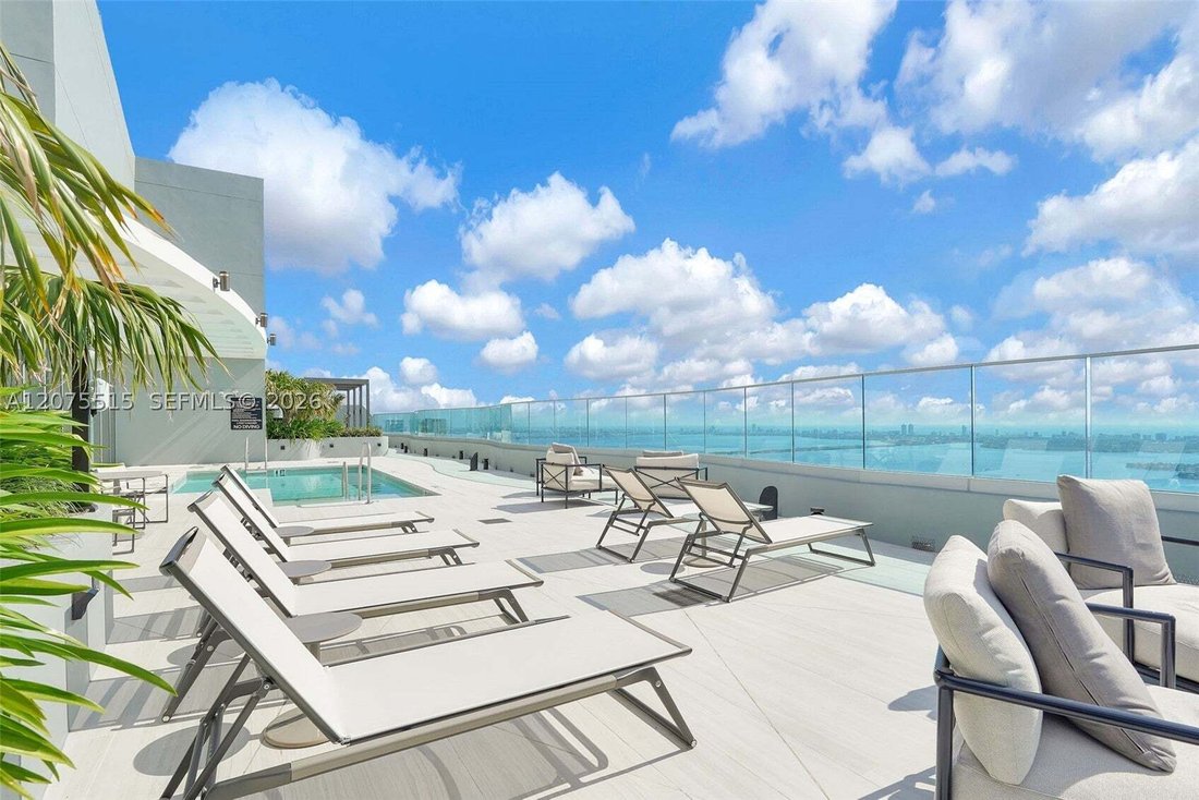 Condominio en Miami, Florida, Estados Unidos 1 - 18706142