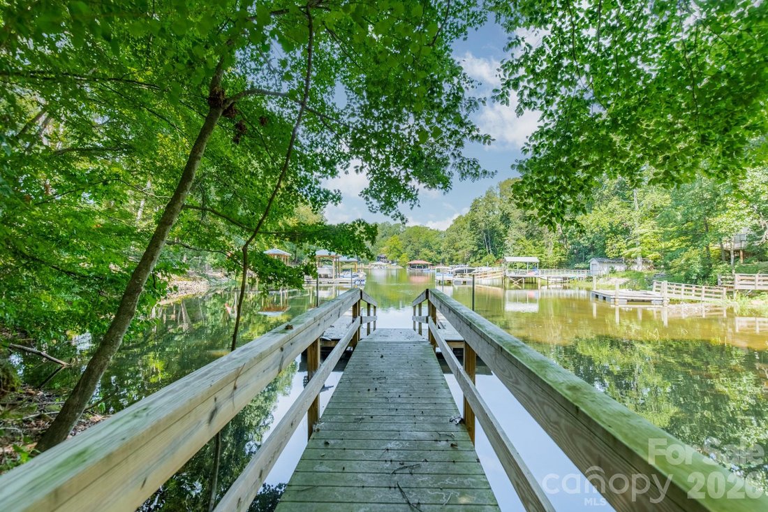 Land in Mooresville, North Carolina, United States 3 - 18713392