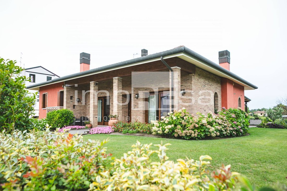House in Oderzo, Veneto, Italy 1 - 18708003