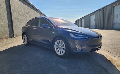 2016 Tesla Model X 75D Sport Utility 4D in Modesto, CA, United States 1