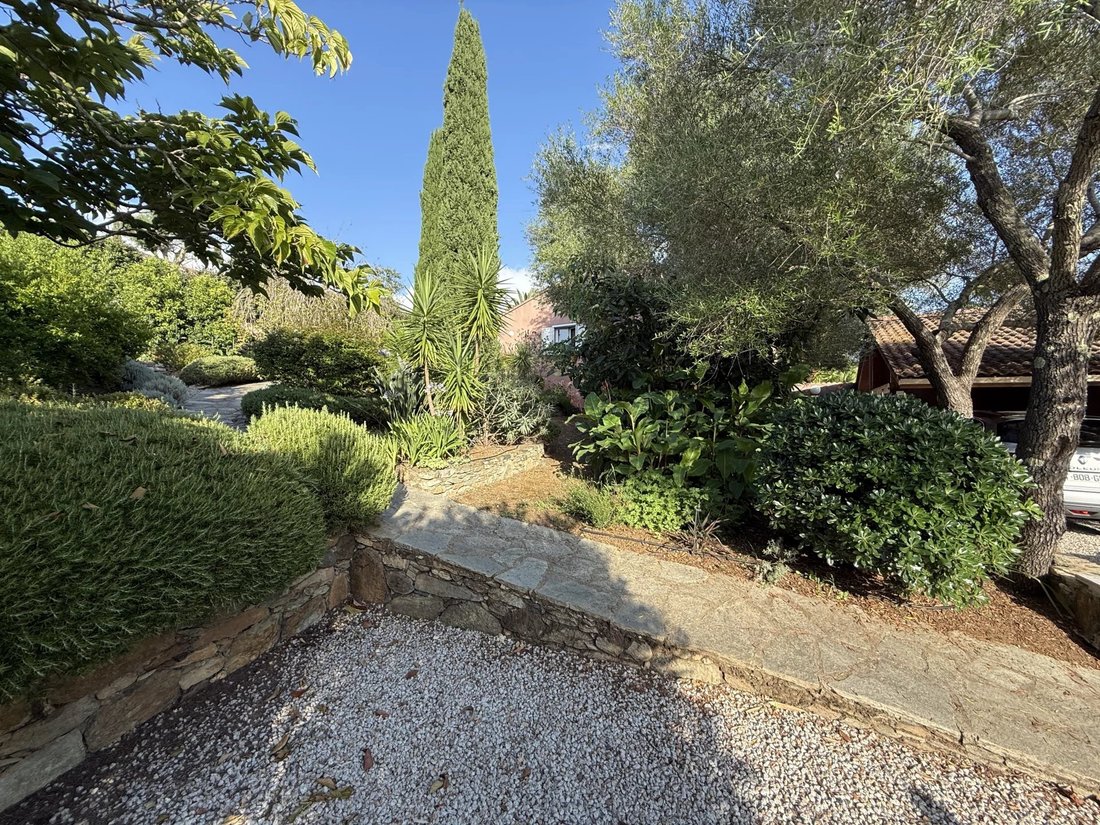 Villa in Oletta, Corsica, France 3 - 18704473