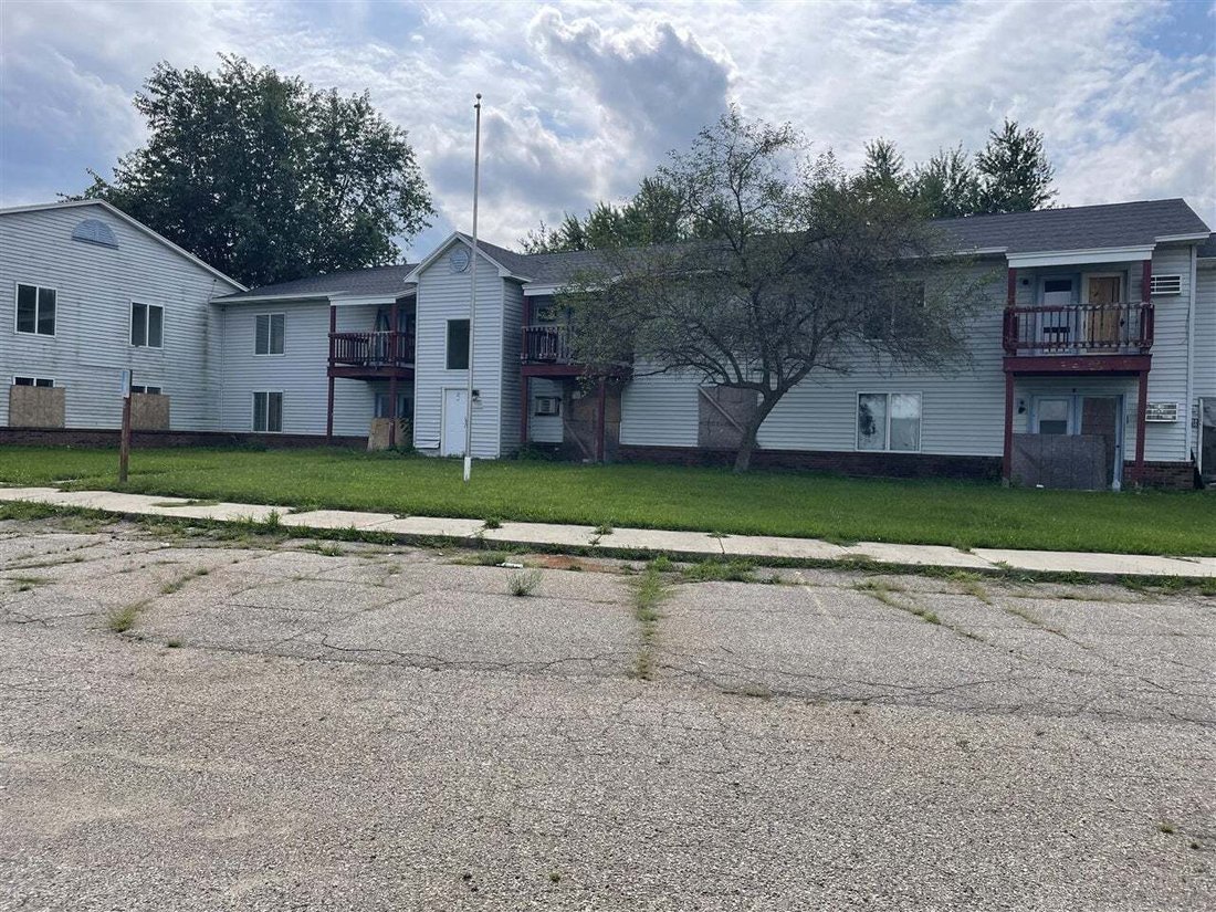 Camden, Michigan, United States 2 - 18705254