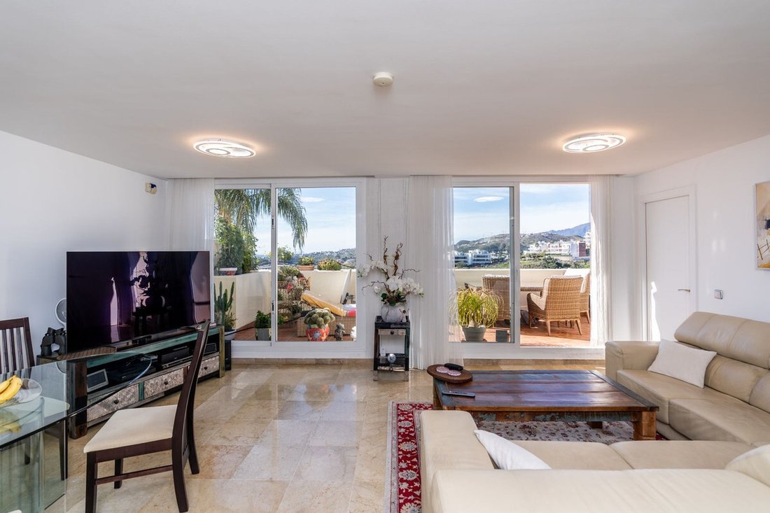 Apartment in Benahavis, Andalusia, Spain 3 - 18704055