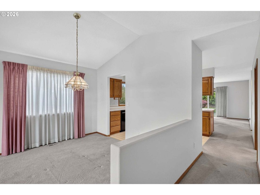 House in Clackamas, Oregon, United States 4 - 18709804