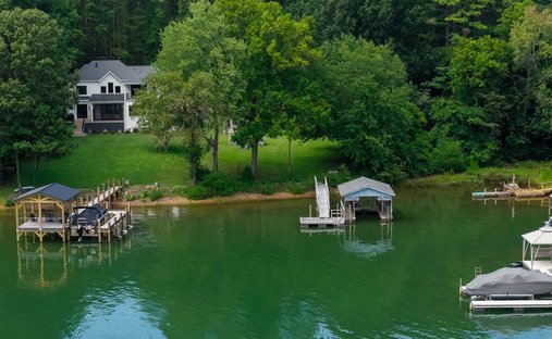 House in Mooresville, North Carolina, United States 1