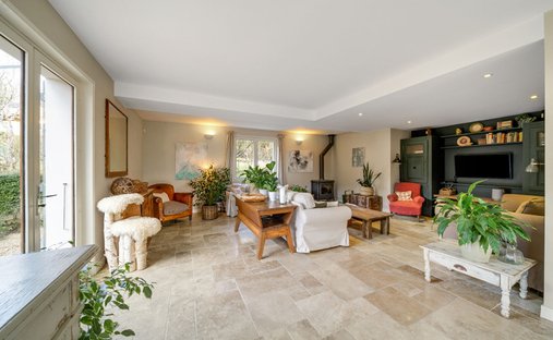 Villa en Est, Gex, Francia 1