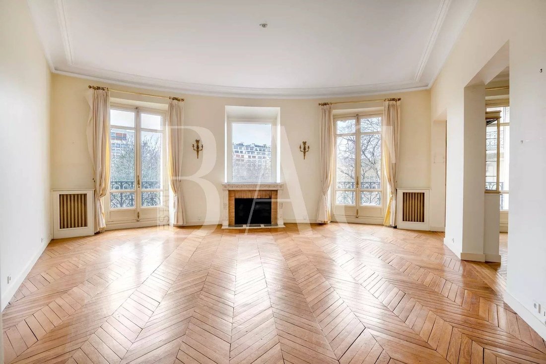 Apartment in Porte Dauphine, Paris 16e Arrondissement, Paris 3 - 15622523