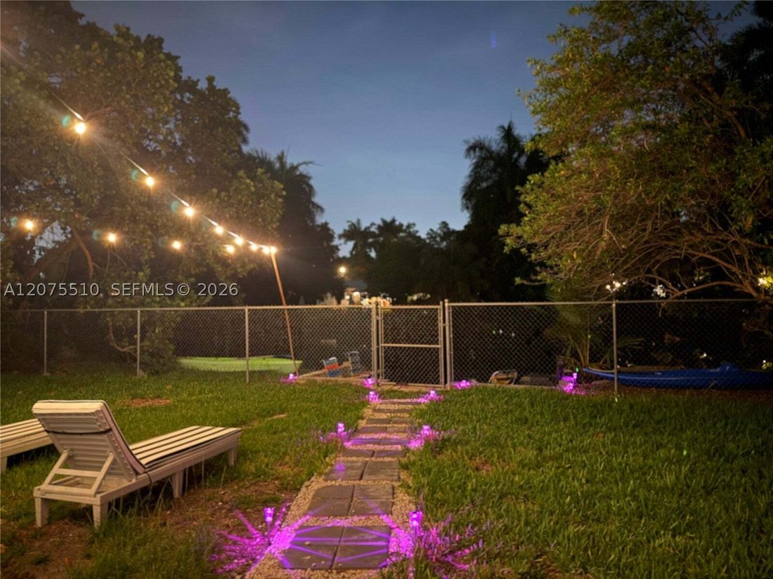 Casa a Miami, Florida, Stati Uniti 4 - 18711413