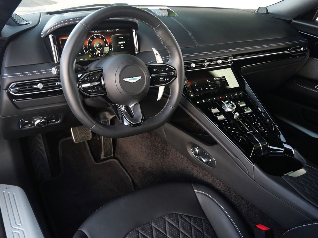 Coupe in Beverly Hills, CA, United States 3 - 18714101