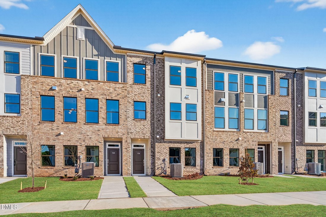 Townhouse in Cary, North Carolina, United States 4 - 18710163