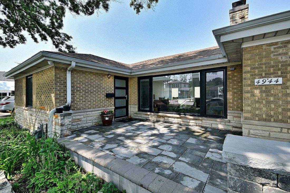 House in Skokie, Illinois, United States 2 - 18708811