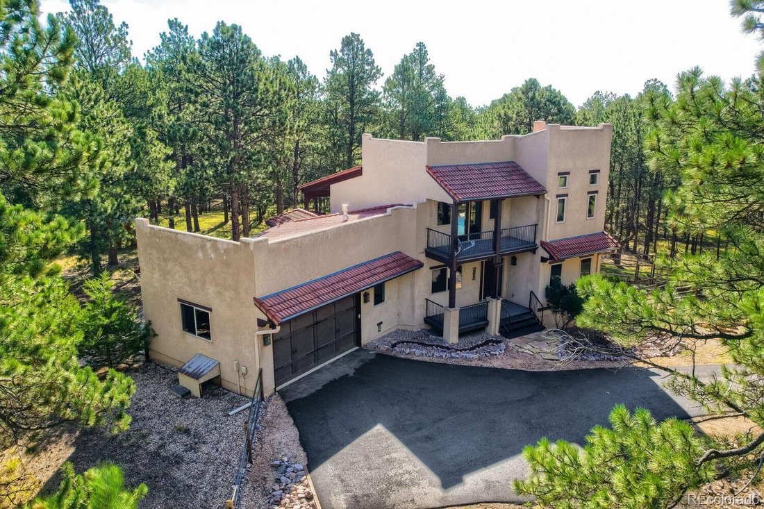 House in Colorado Springs, Colorado, United States 2 - 18713037