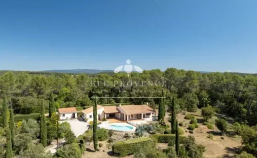 Villa à Entrecasteaux, Provence-Alpes-Côte d'Azur, France 1