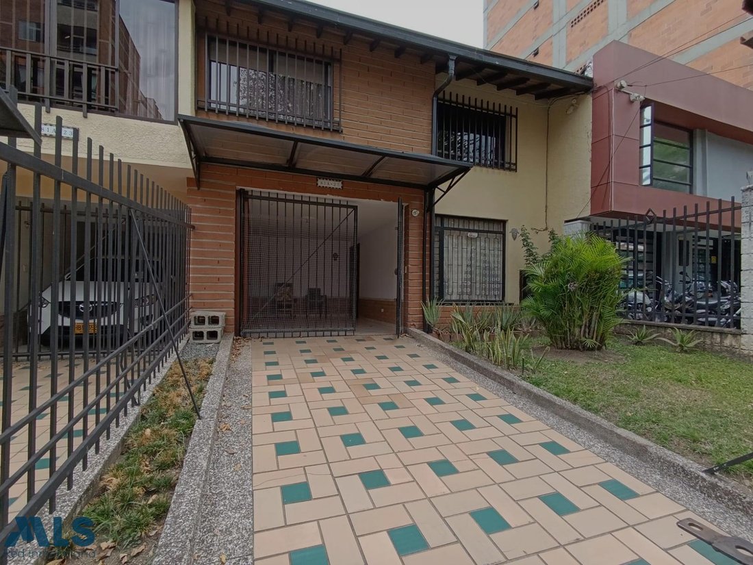 House in Medellín, Antioquia, Colombia 3 - 18713163