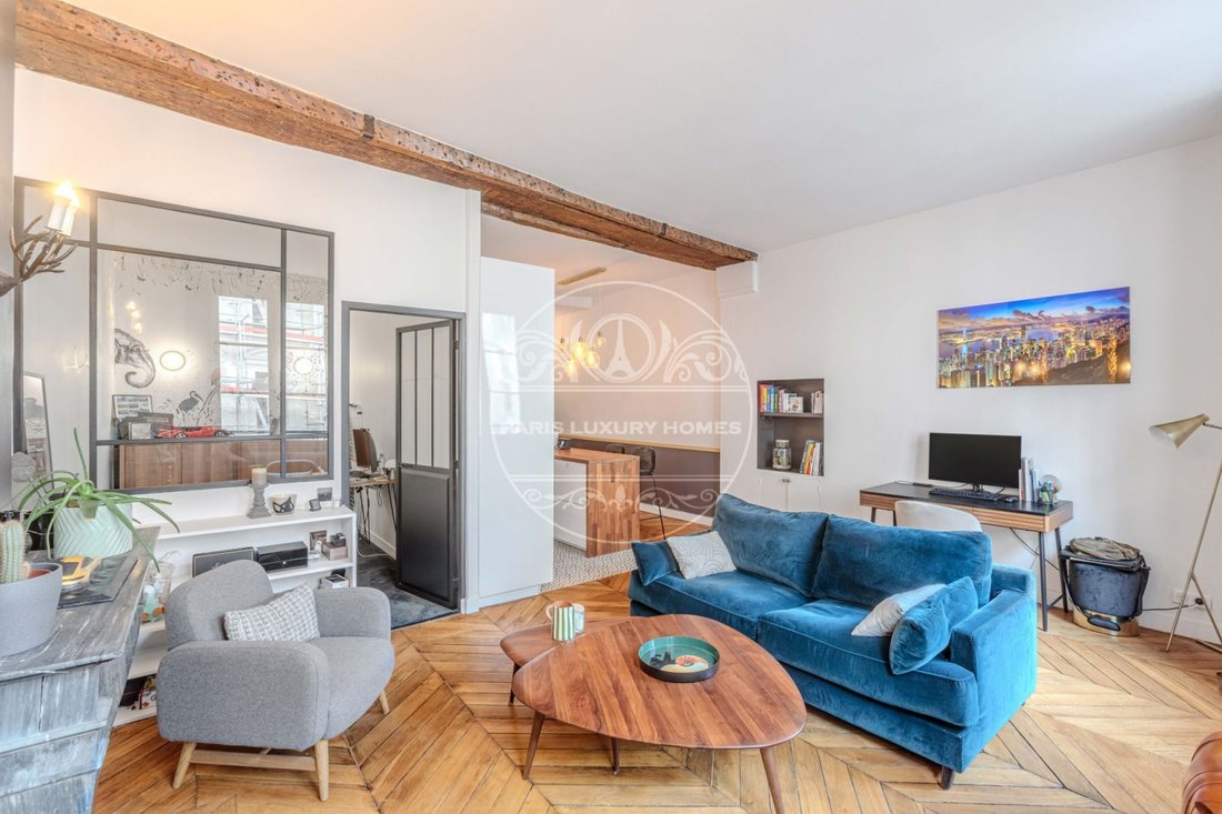 Apartment in Saint Gervais, Paris 4e Arrondissement, Paris 2 - 18709098