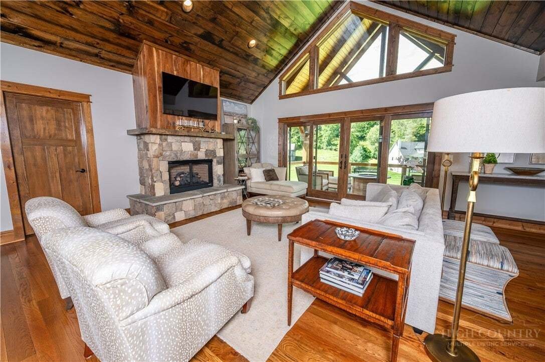 House in Banner Elk, North Carolina, United States 3 - 18711805