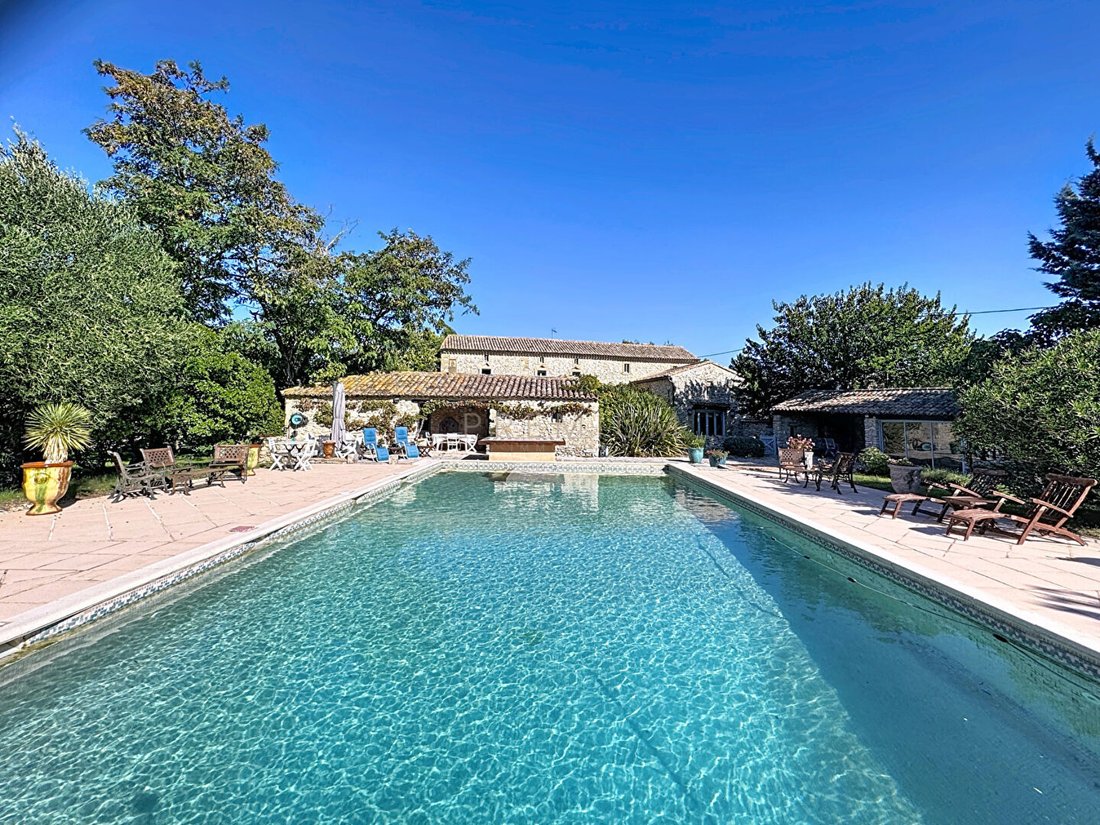 Villa in Uzès, Occitania, France 1 - 18704579