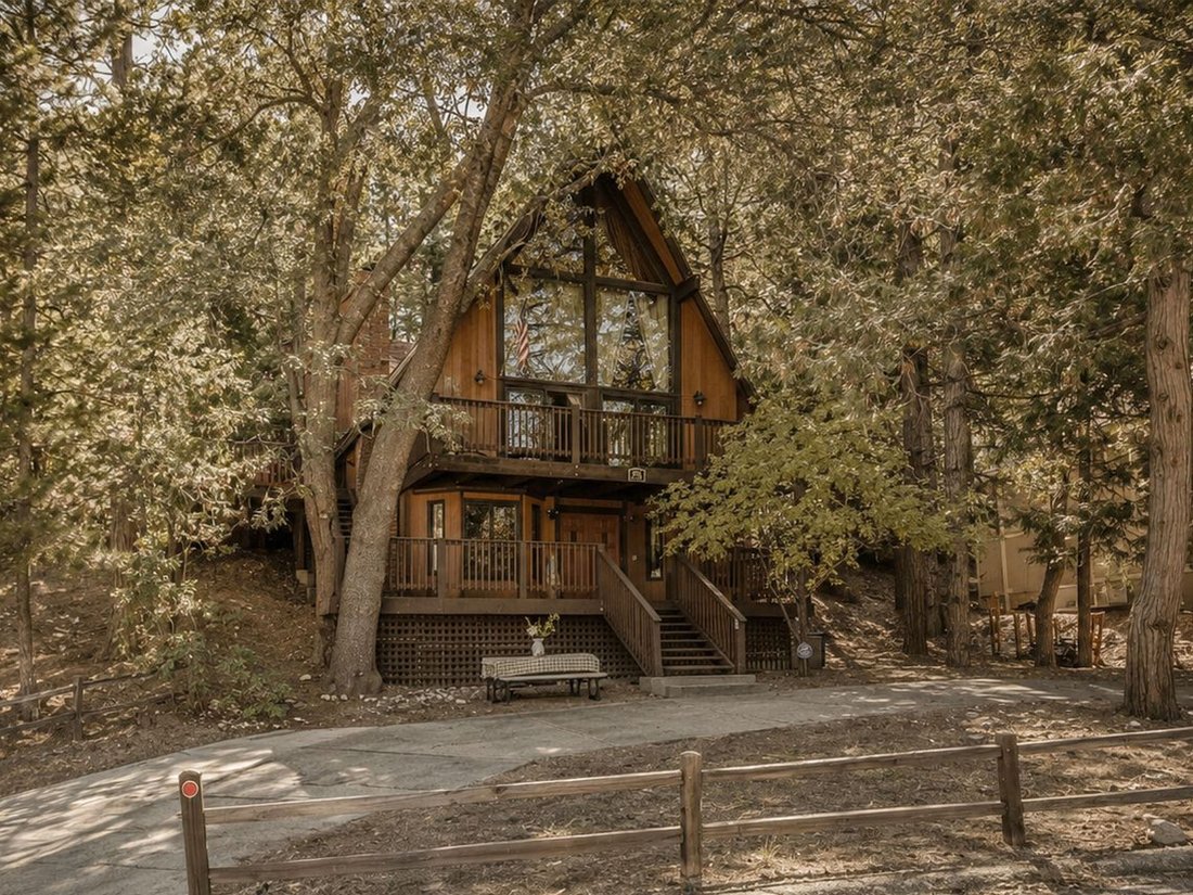 House in Lake Arrowhead, California, United States 1 - 18704684