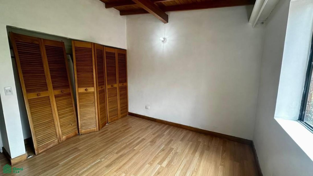 Condo in Medellín, Antioquia, Colombia 4 - 18711246