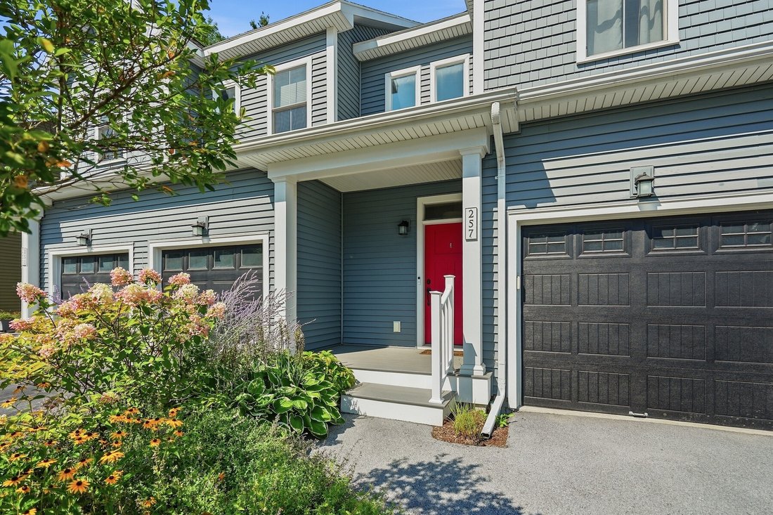 Condo in South Burlington, Vermont, United States 1 - 18709046