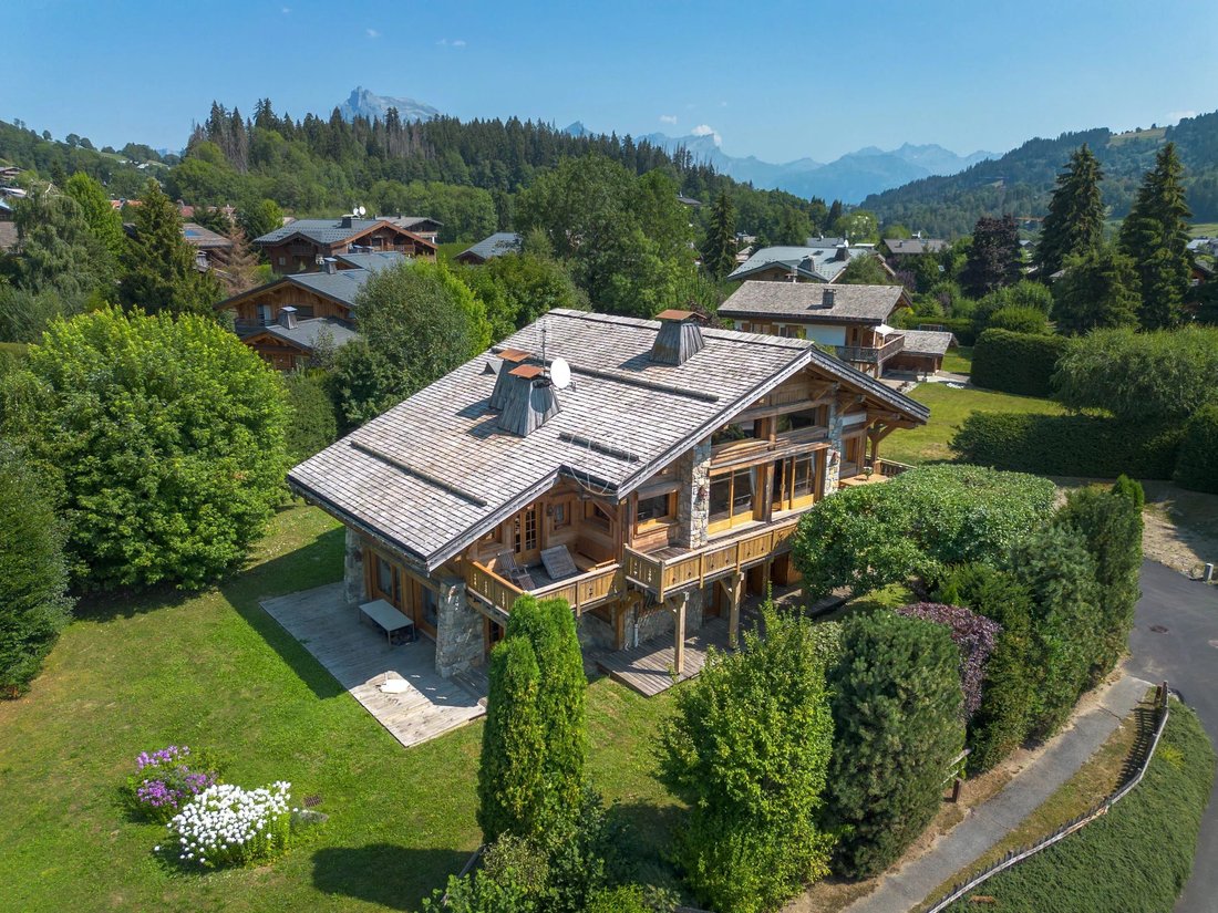 Chalet in Megève, Auvergne-Rhône-Alpes, France 3 - 18704457