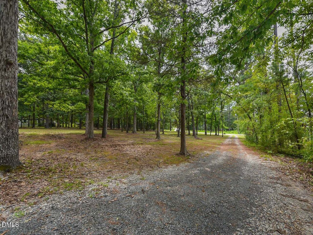 Land in Morrisville, North Carolina, United States 4 - 18708524