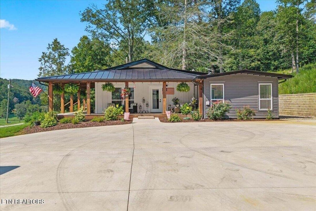 Altro a Tellico Plains, Tennessee, Stati Uniti 1 - 18706295