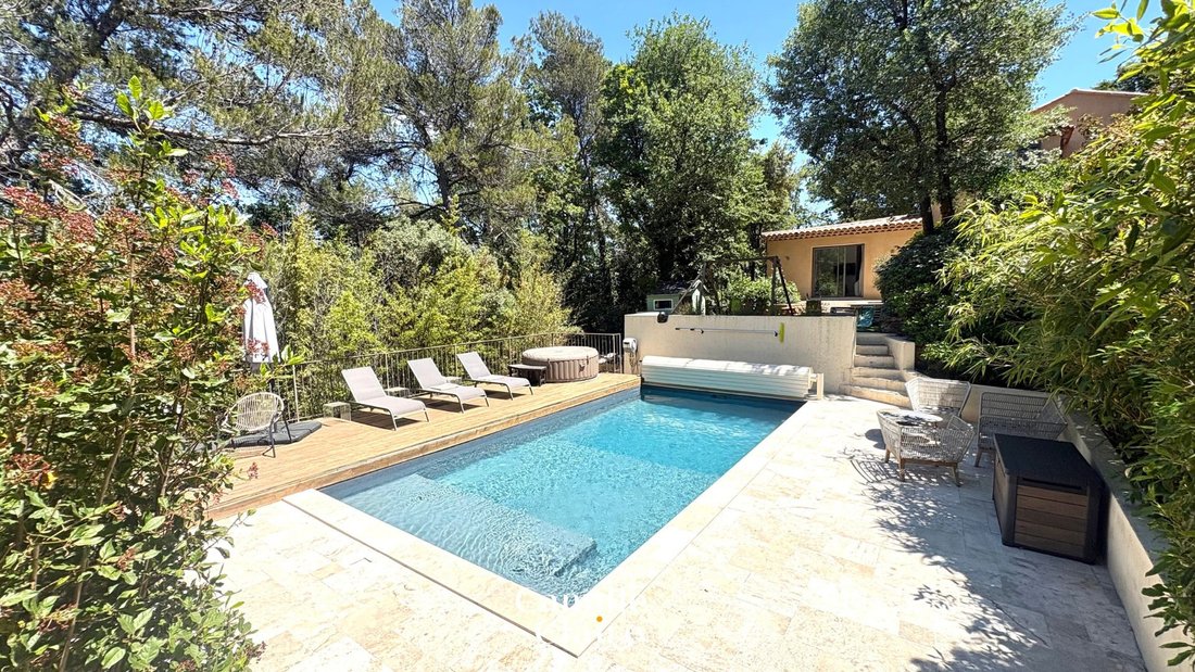 Casa en Mimet, Provenza-Alpes-Costa Azul, Francia 1 - 18713369