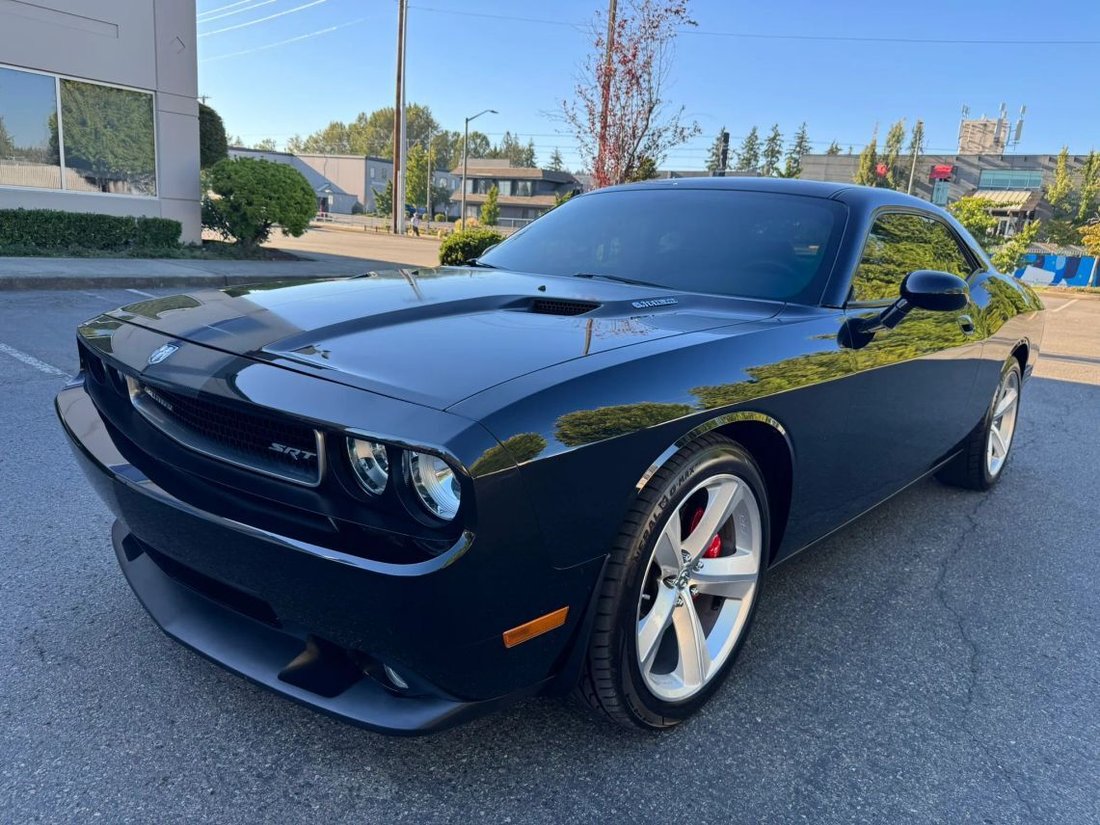 Coupe in Bellevue, WA, United States 4 - 18707475