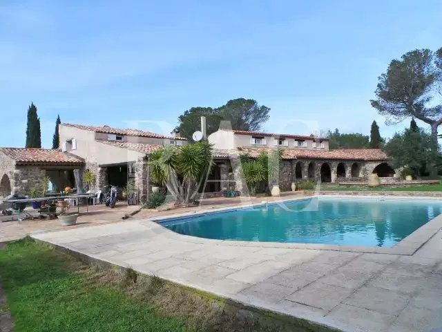 Villa in Exterieurs, Frejus, France 1 - 16649415