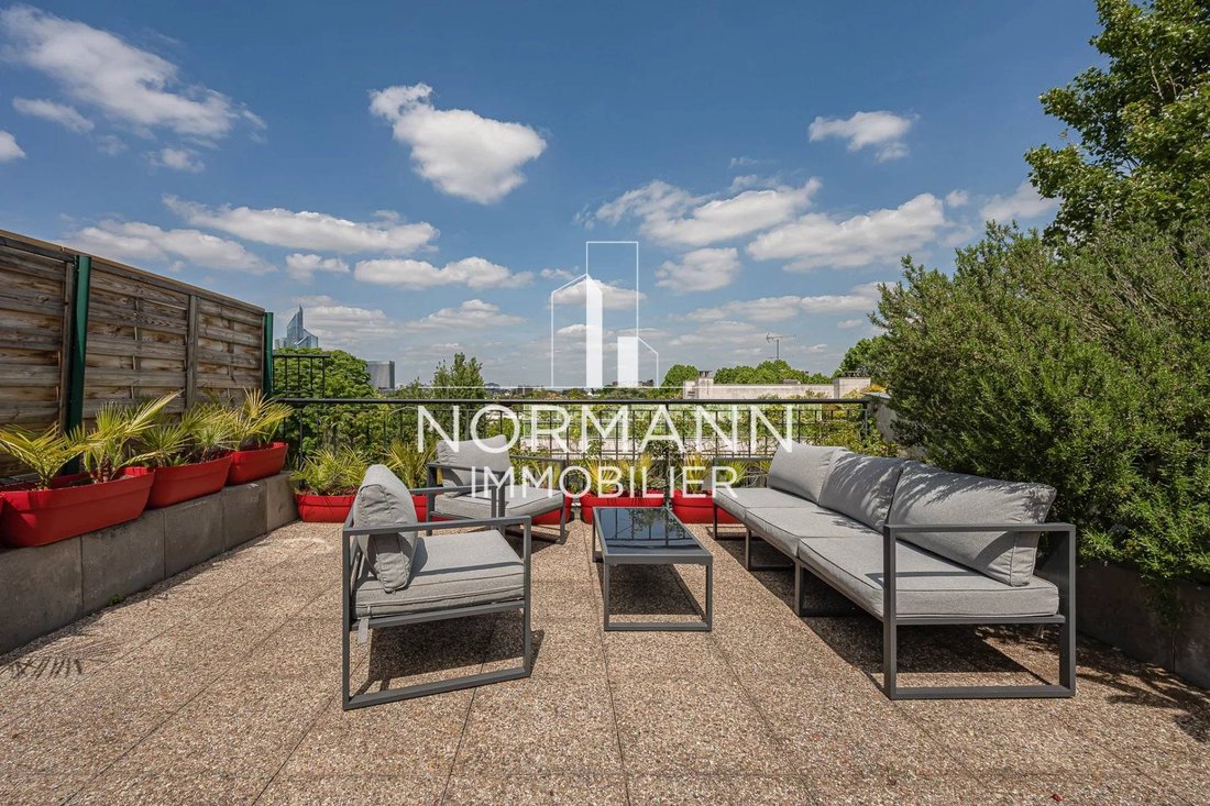 Apartment in La Plaine des Sablons, Neuilly-sur-Seine, France 1 - 18005966