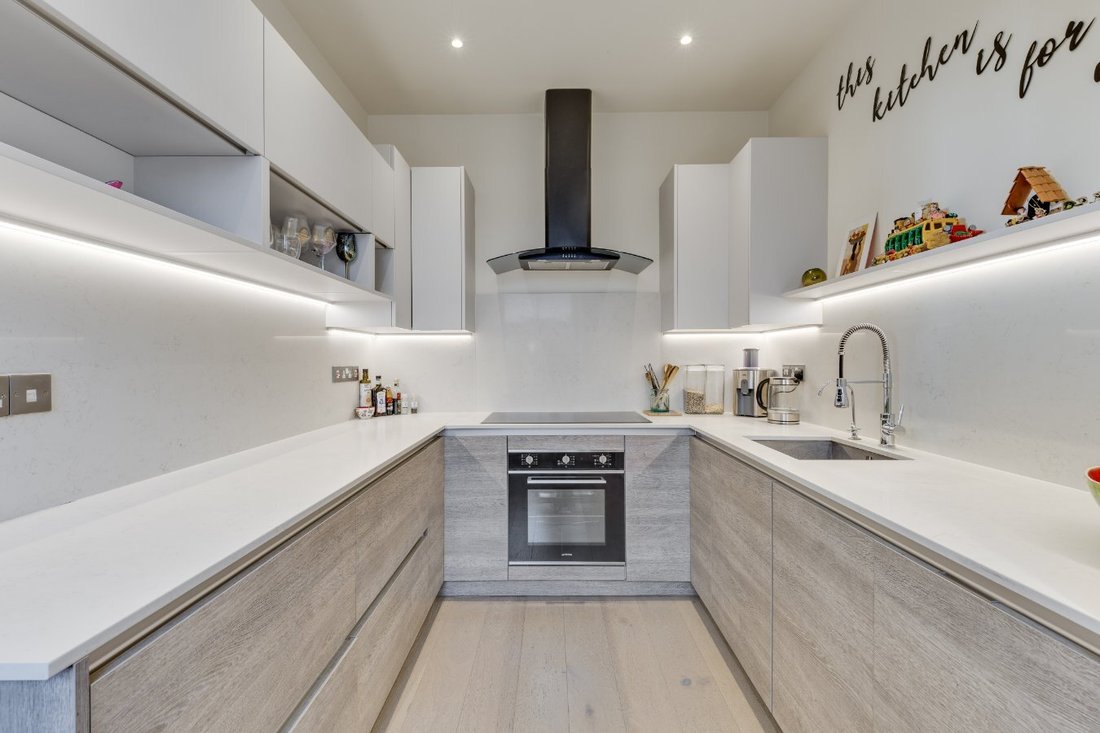 Apartment in Little Venice, Westminster, England 4 - 18703201