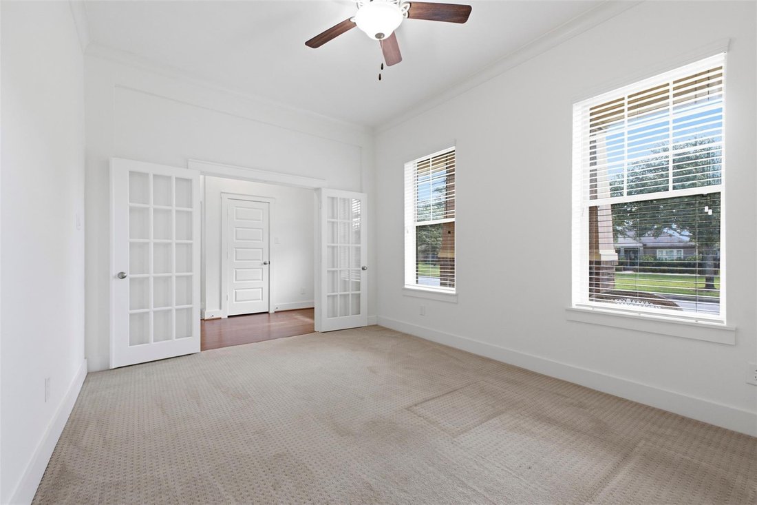 House in Houston, Texas, United States 5 - 18708862